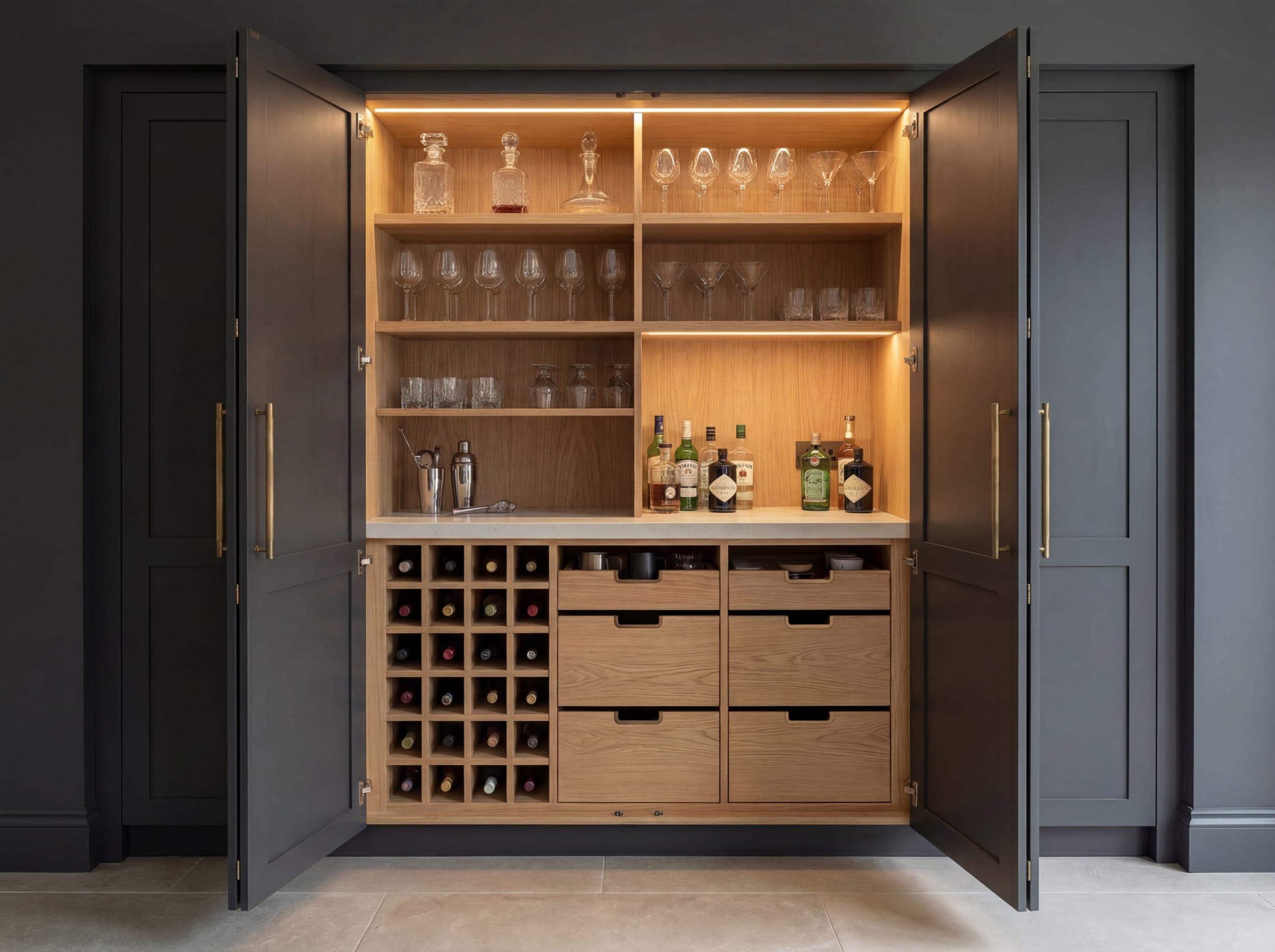 double drinks Bespoke Mastercraft kitchen cabinetry, double drinks, handcrafted fitted kitchen design